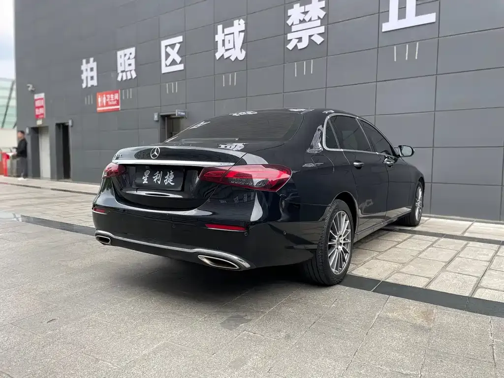 Mercedes-Benz E-Class 2021 из CN, фото 2
