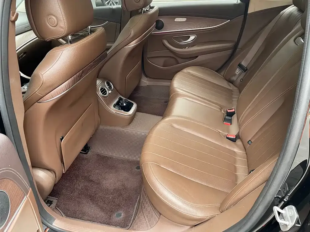 Mercedes-Benz E-Class 2021 из CN, фото 10