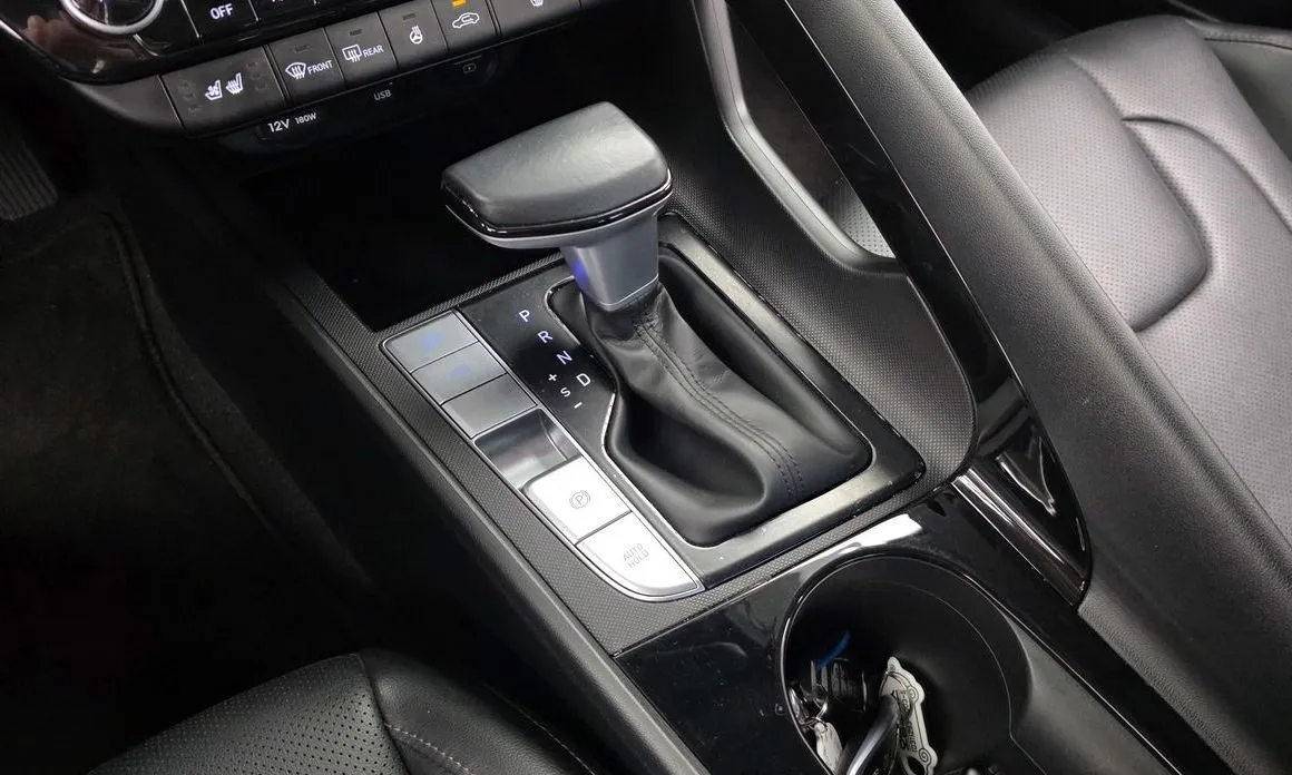 Hyundai AVANTE 2022 из KR, фото 8