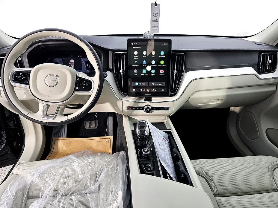 Volvo XC60 2026 из KR, фото 7