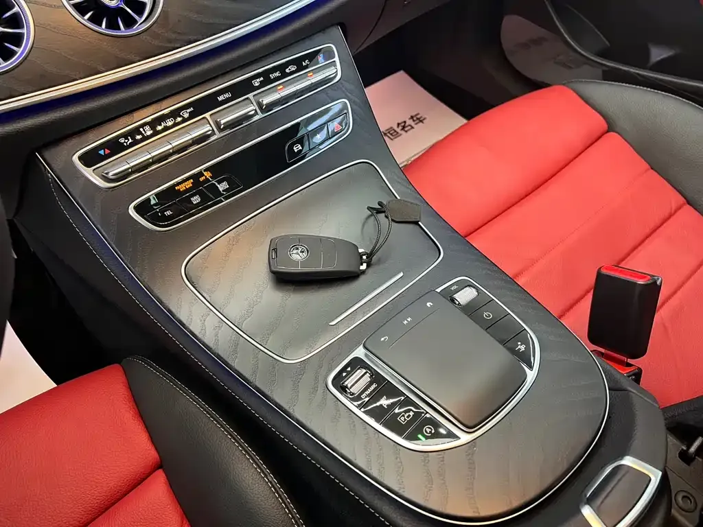Mercedes-Benz E-Class (Import) 2024 из CN, фото 6