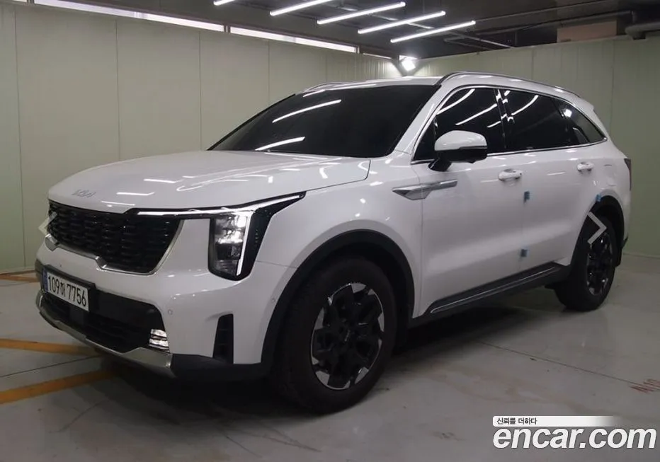 Kia Sorento — фото 6