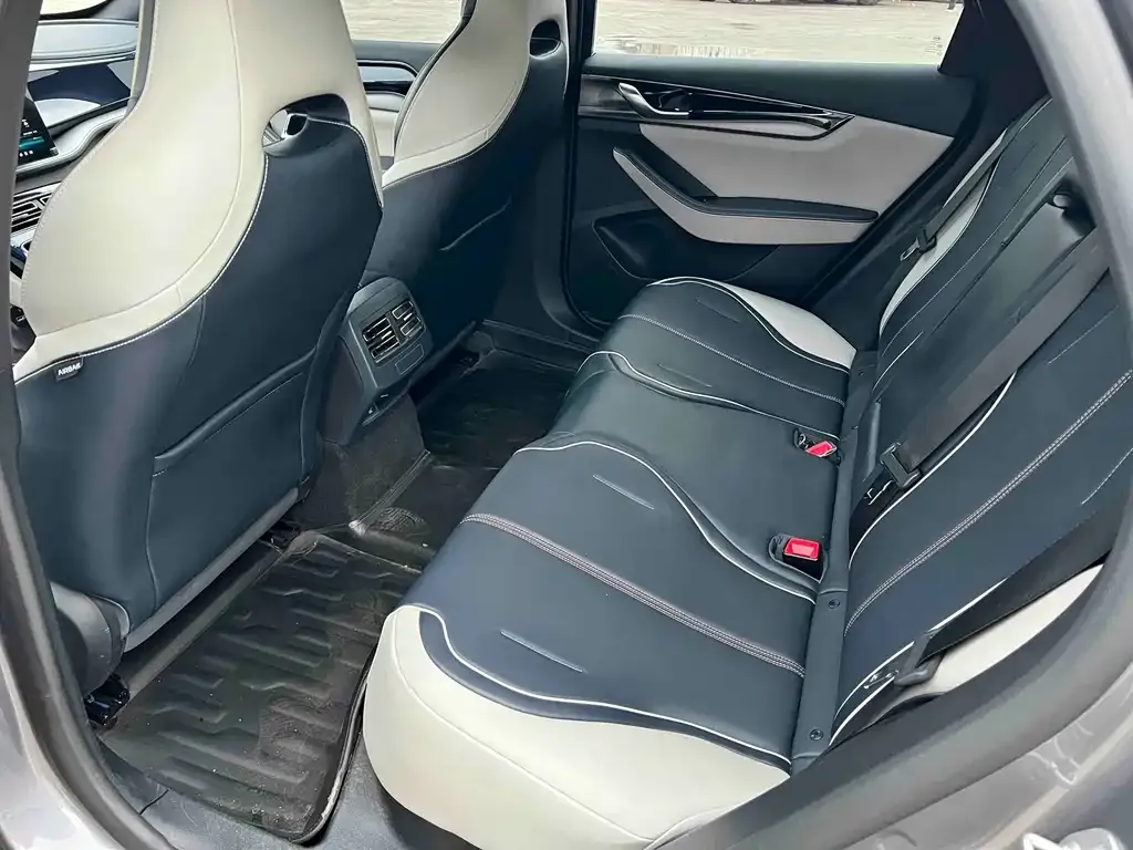 BYD Qin PLUS 2022 из CN, фото 4