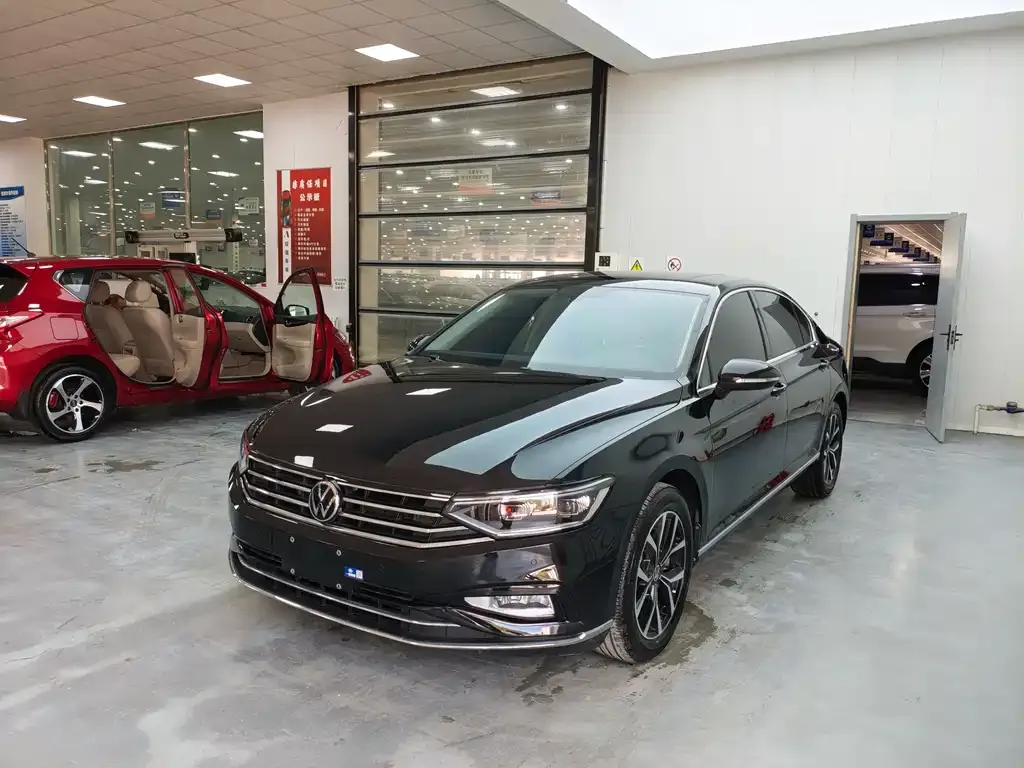 Volkswagen Magotan 2022 из CN, фото 1