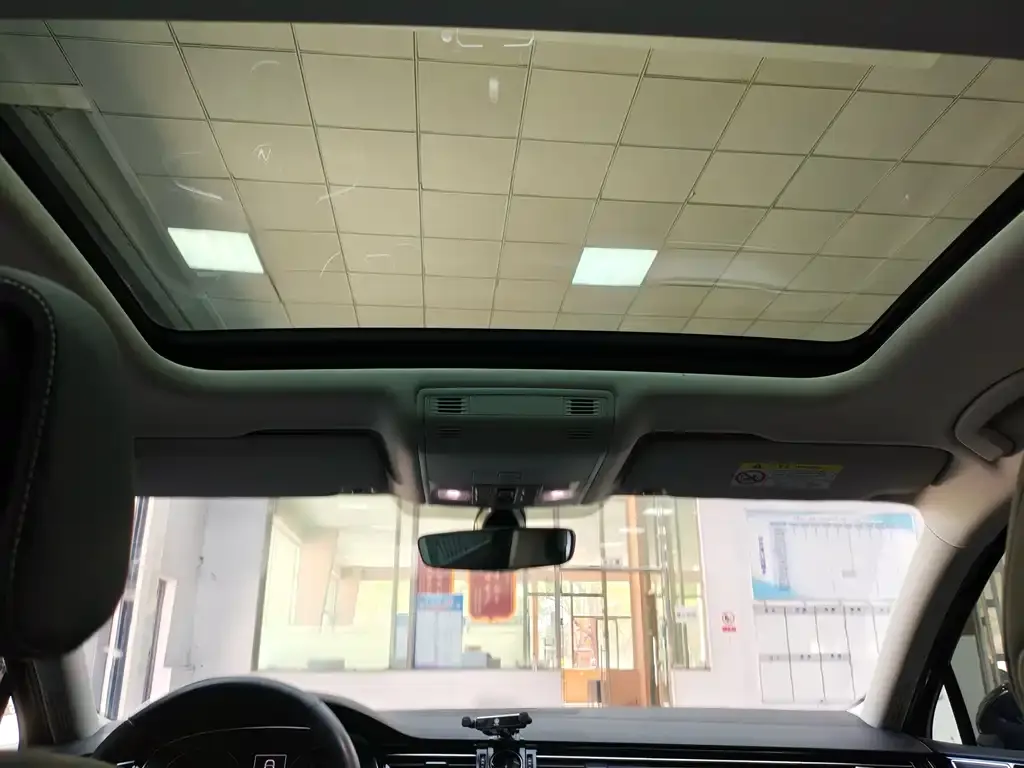 Volkswagen Magotan 2022 из CN, фото 2