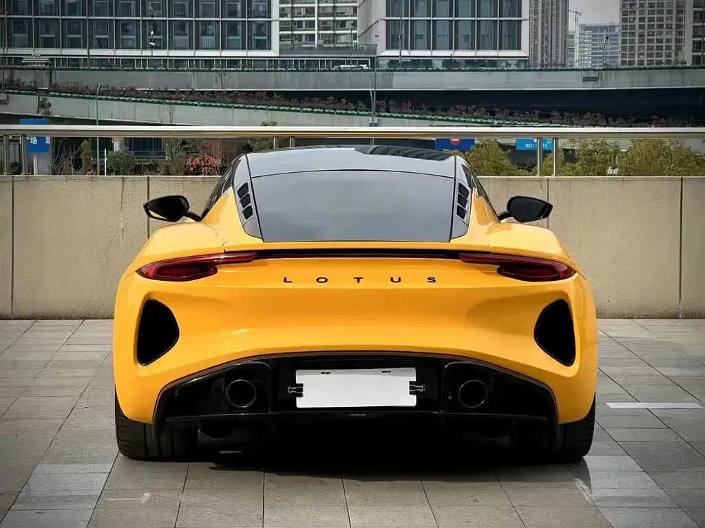 Lotus Emira 2024 из CN, фото 2