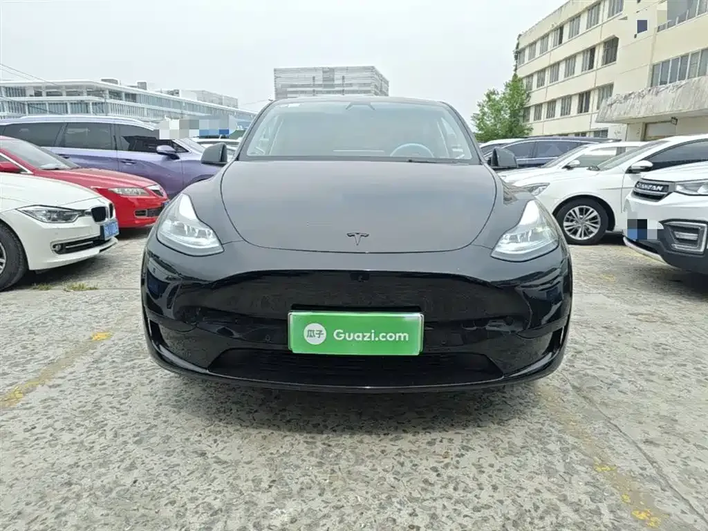 Tesla Model Y — фото 4