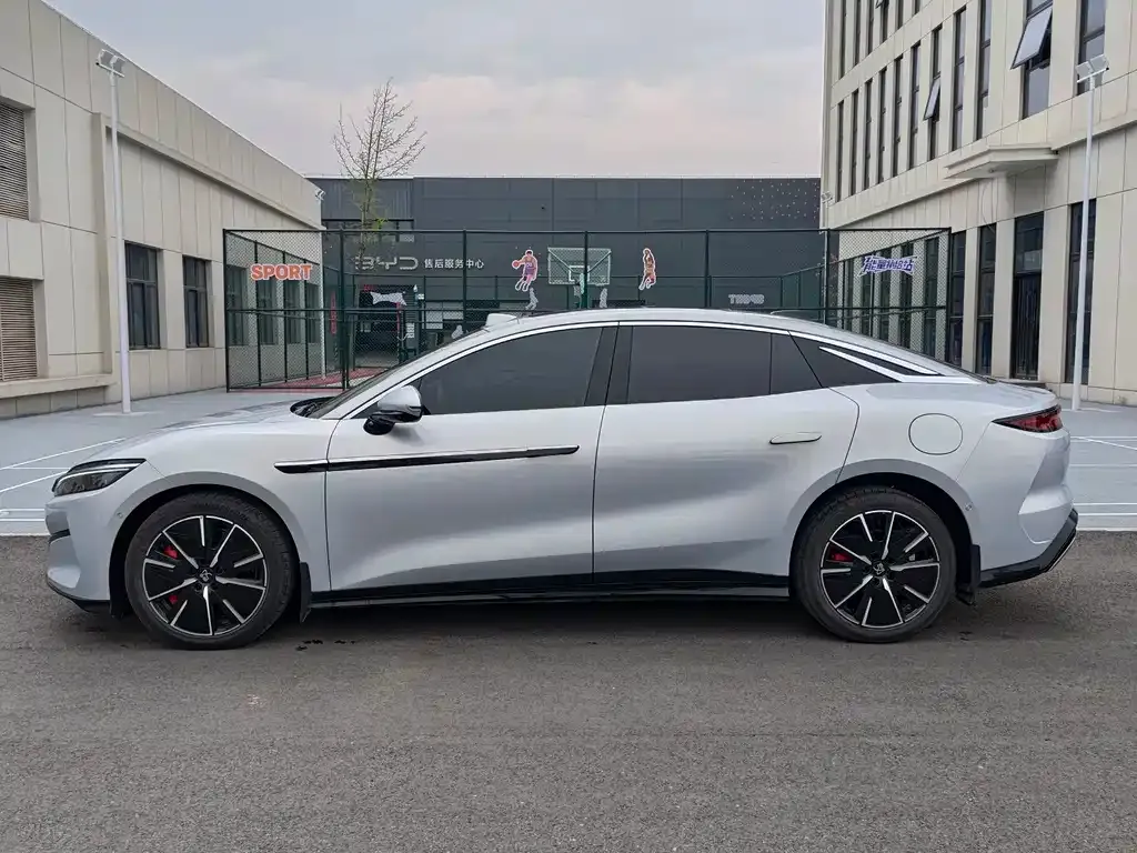 BYD Han L 2025 из CN, фото 7