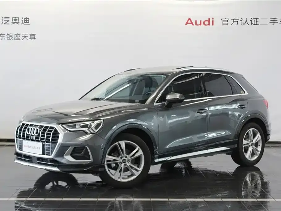 Audi Q3 — фото 1