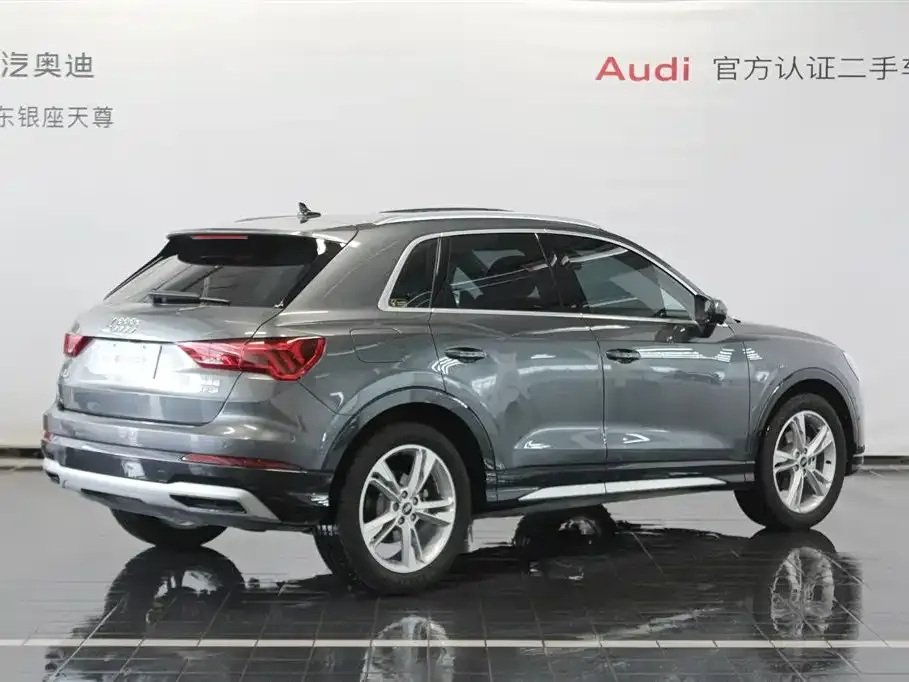 Audi Q3 — фото 10