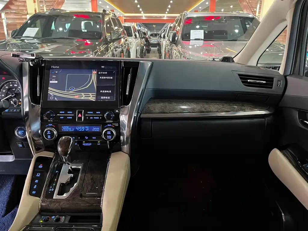 Toyota Vellfire 2021 из CN, фото 7