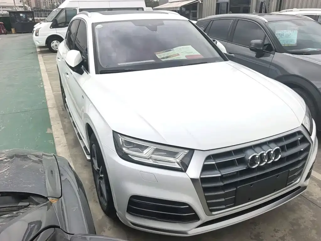 Audi Q5L 2021 из CN, фото 7