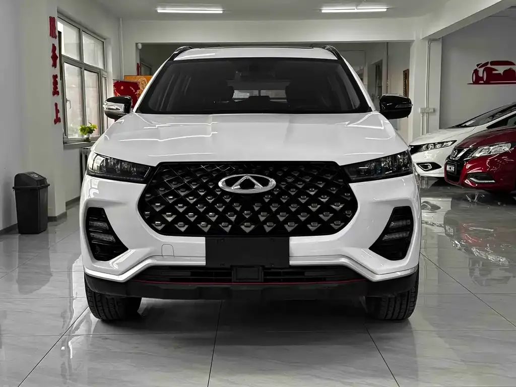Chery Tiggo 7 — фото 8
