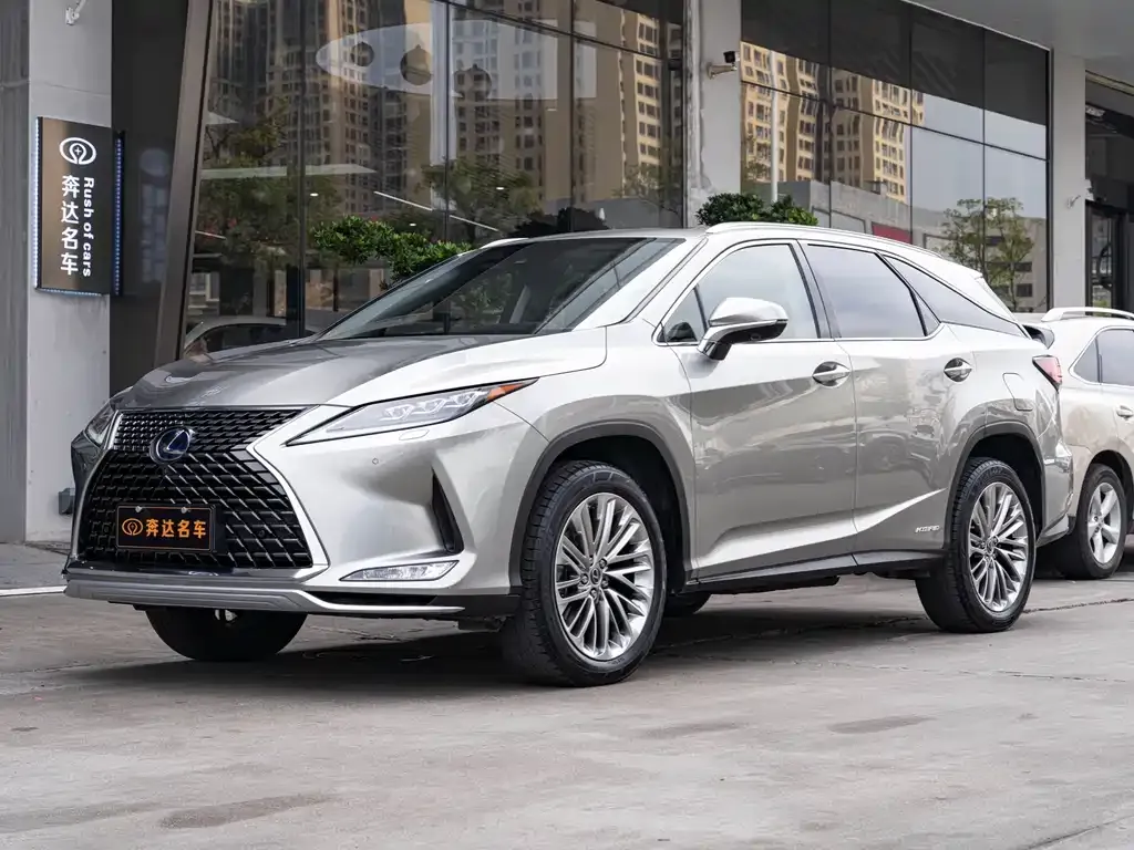 Lexus RX — фото 1