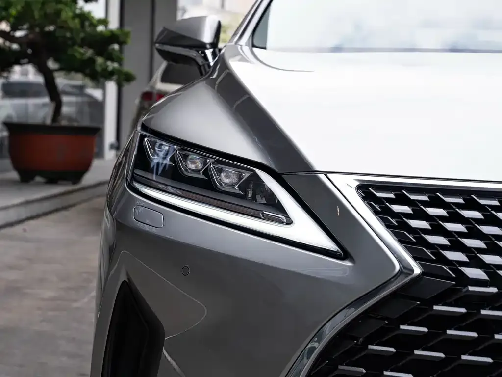 Lexus RX — фото 2
