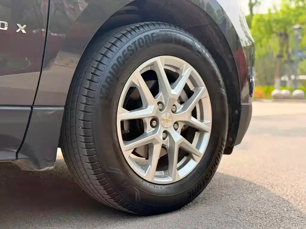 Chevrolet Equinox 2021 из CN, фото 7