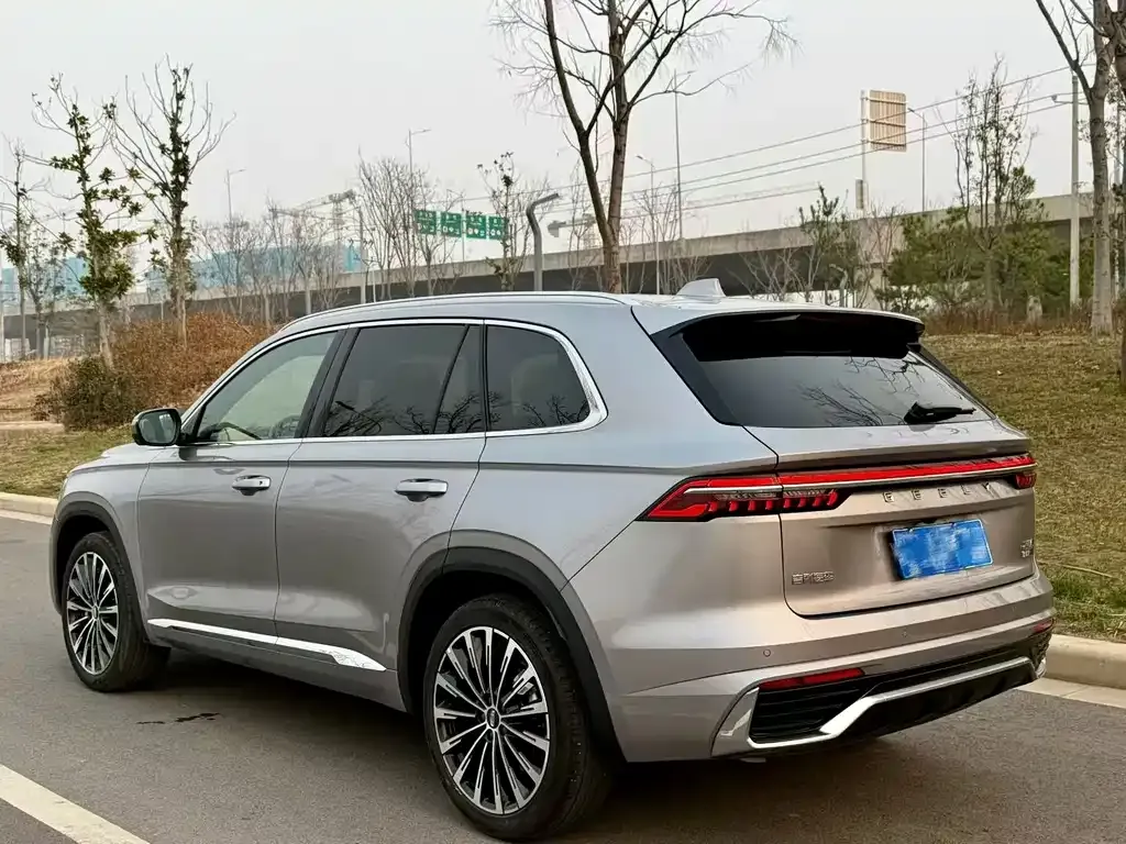 Geely Xingyue L — фото 3
