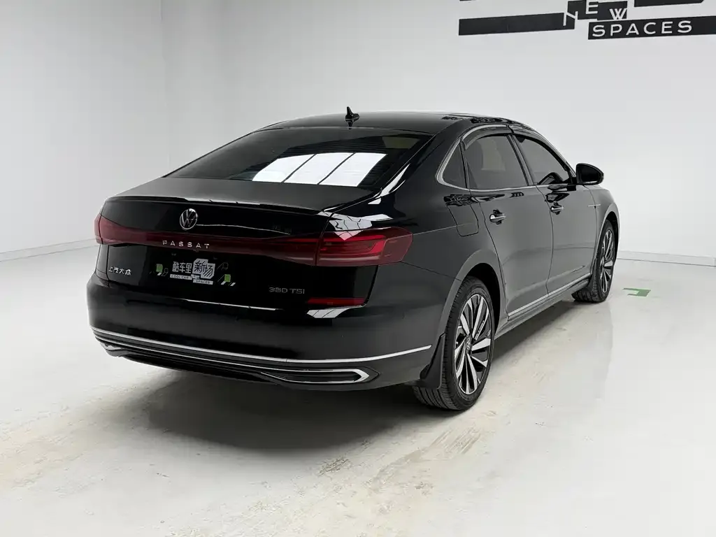 Volkswagen Passat — фото 4