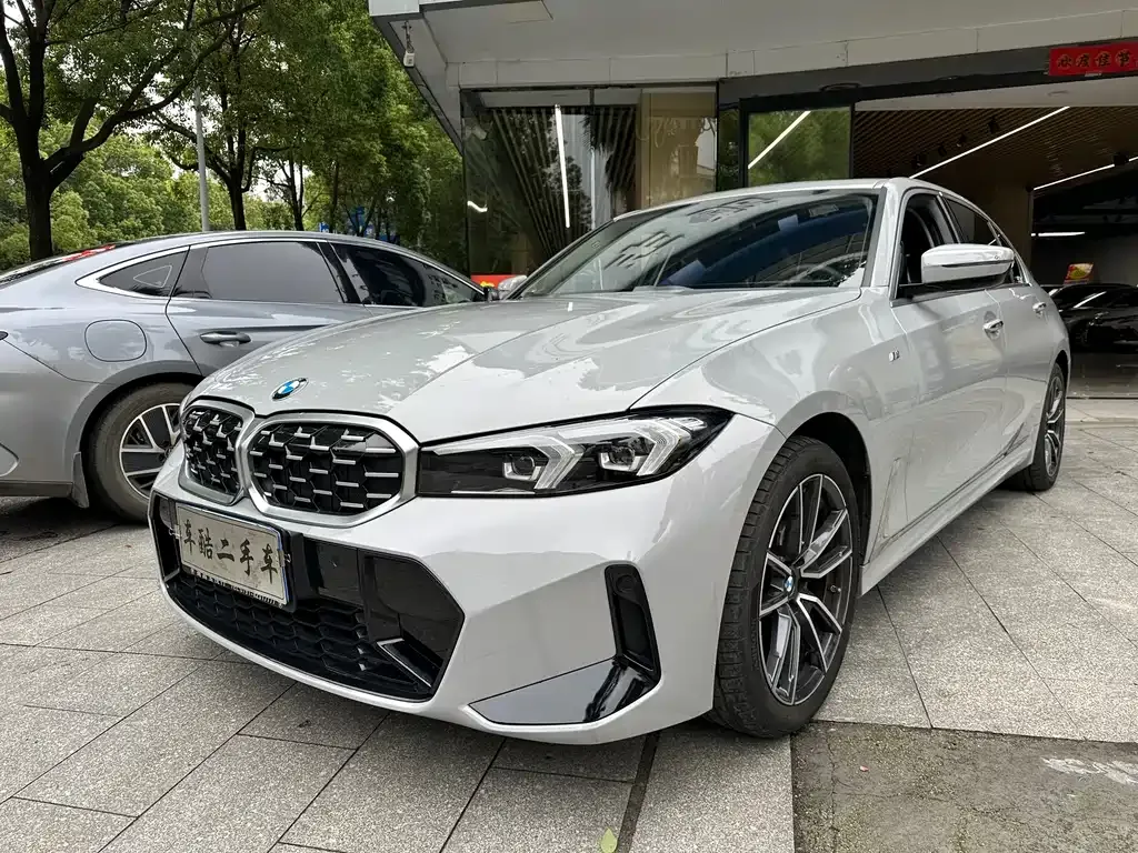 BMW 3 Series — фото 1
