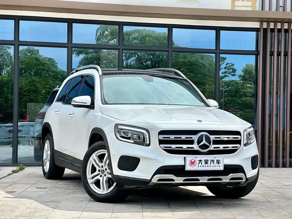 Mercedes-Benz GLB — фото 5