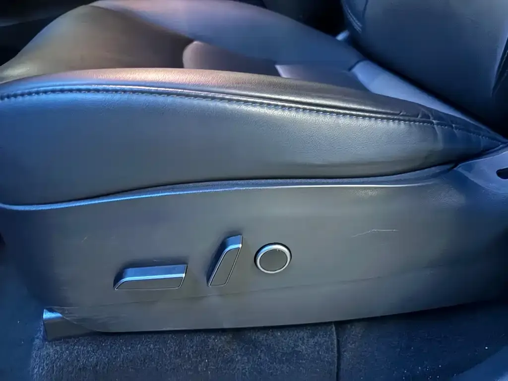 Tesla Model Y 2023 из CN, фото 4