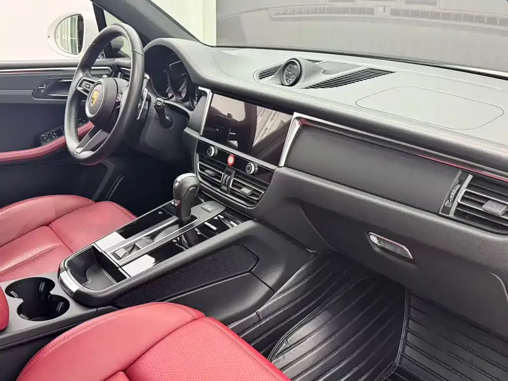 Porsche Macan — фото 3