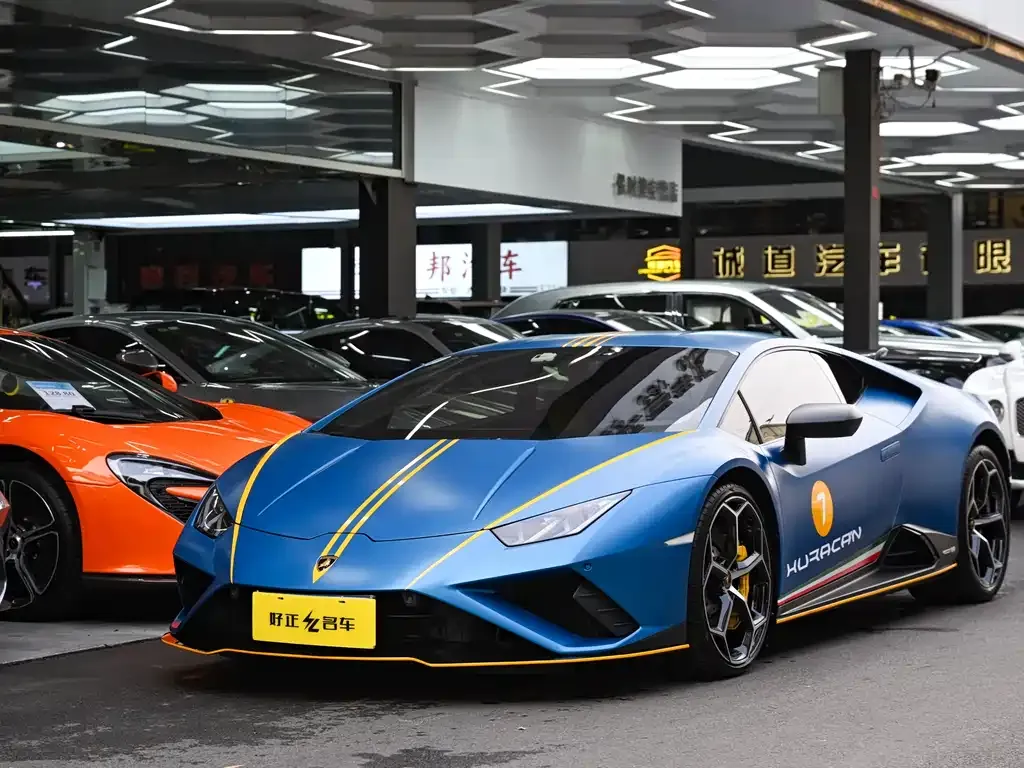 Lamborghini Huracan — фото 1