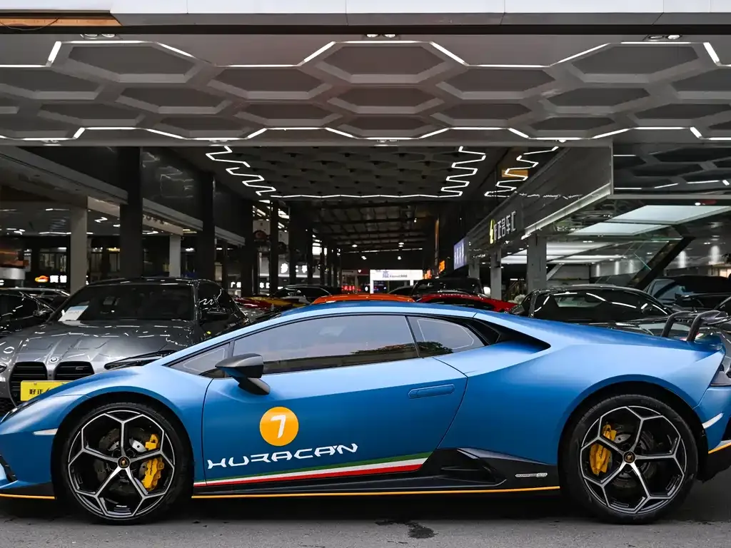 Lamborghini Huracan — фото 8
