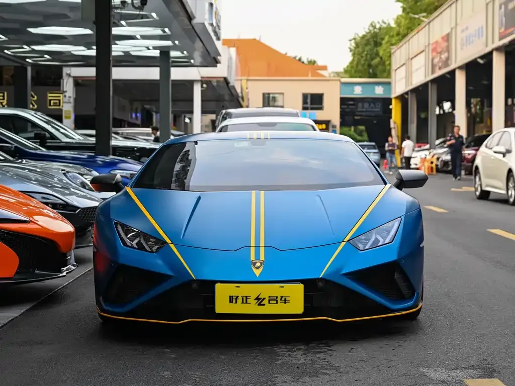 Lamborghini Huracan — фото 5