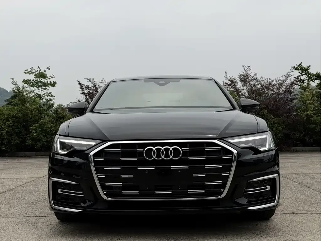 Audi A6L — фото 9