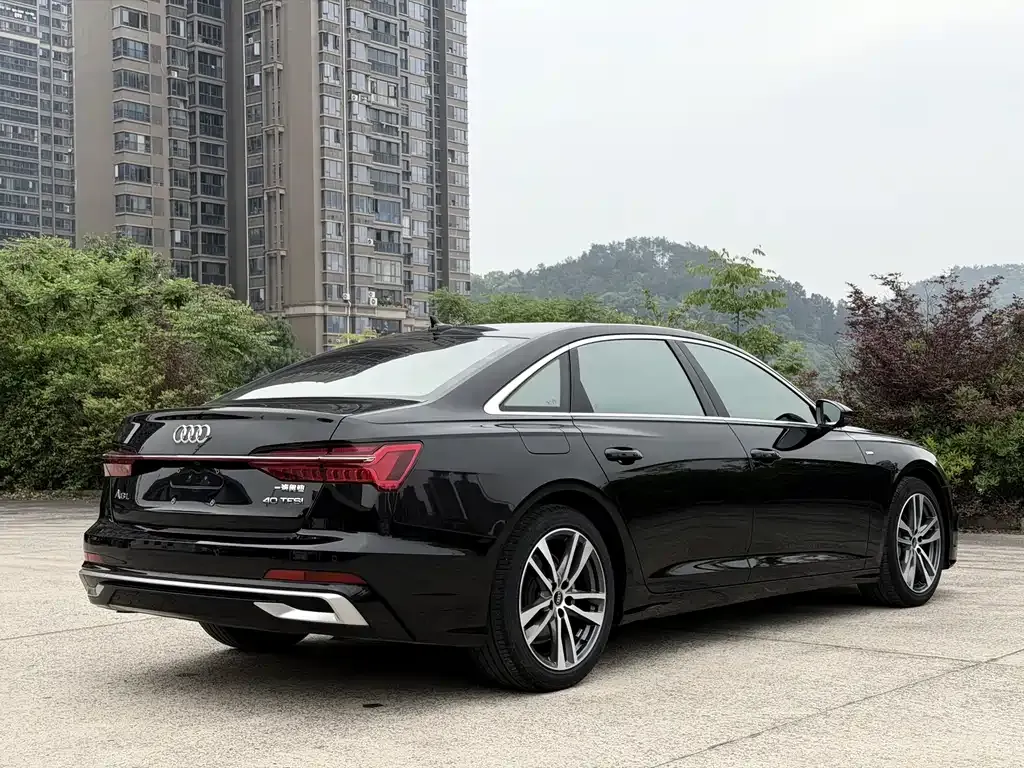 Audi A6L — фото 6