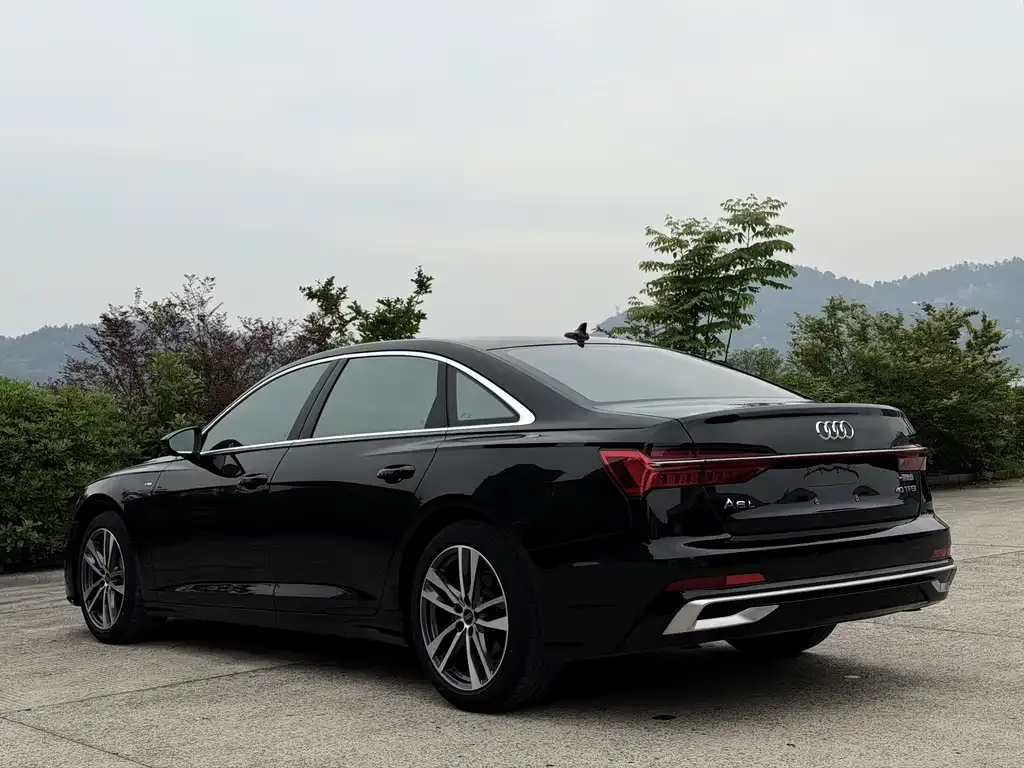 Audi A6L — фото 4