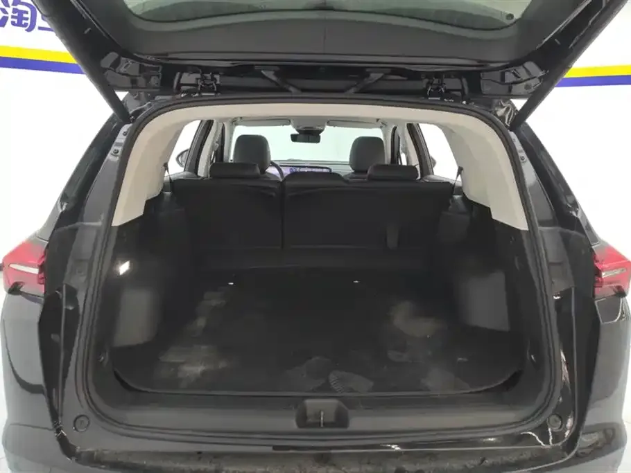 Buick Envision Plus — фото 3