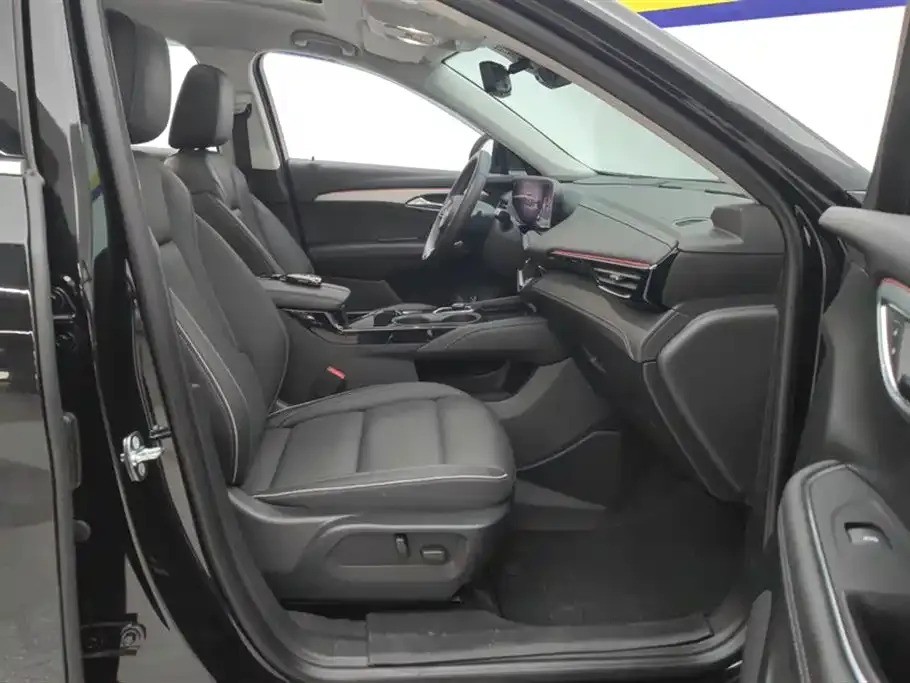 Buick Envision Plus — фото 2