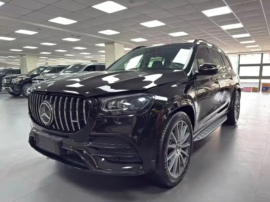 Mercedes-Benz GLS — фото 1