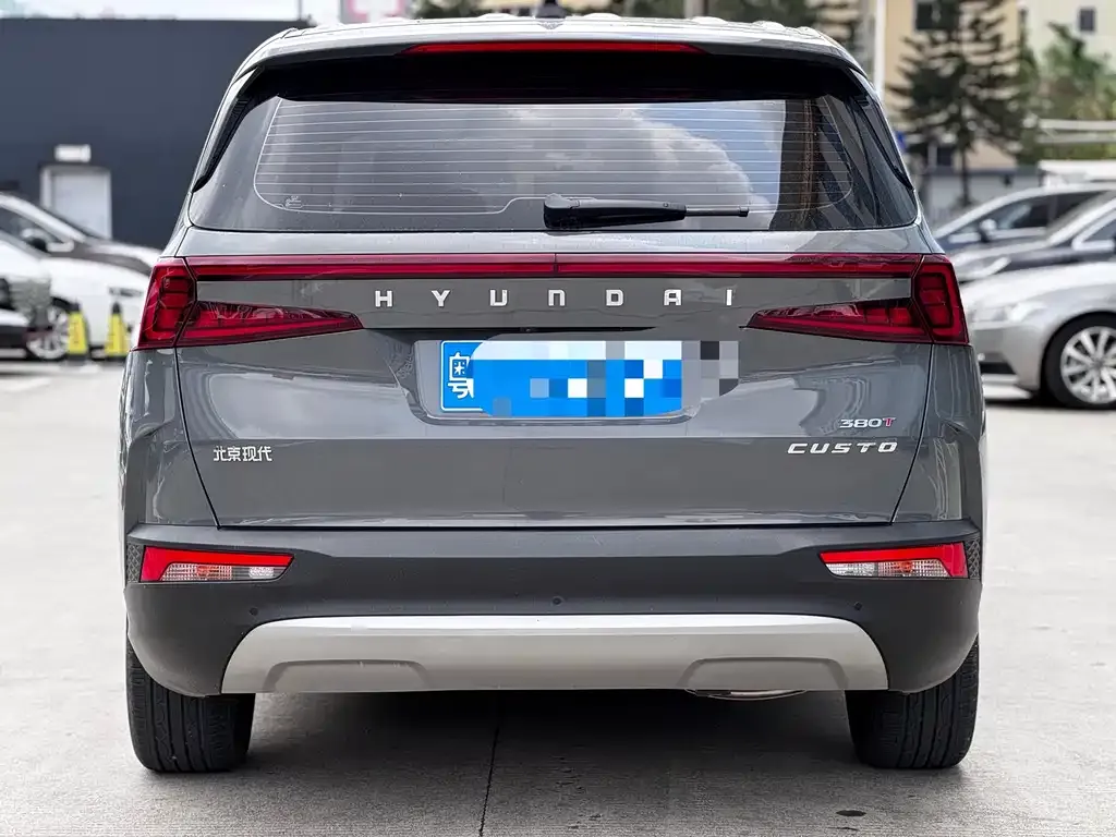 Hyundai Custo — фото 3
