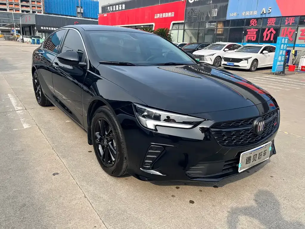 Buick Regal — фото 10