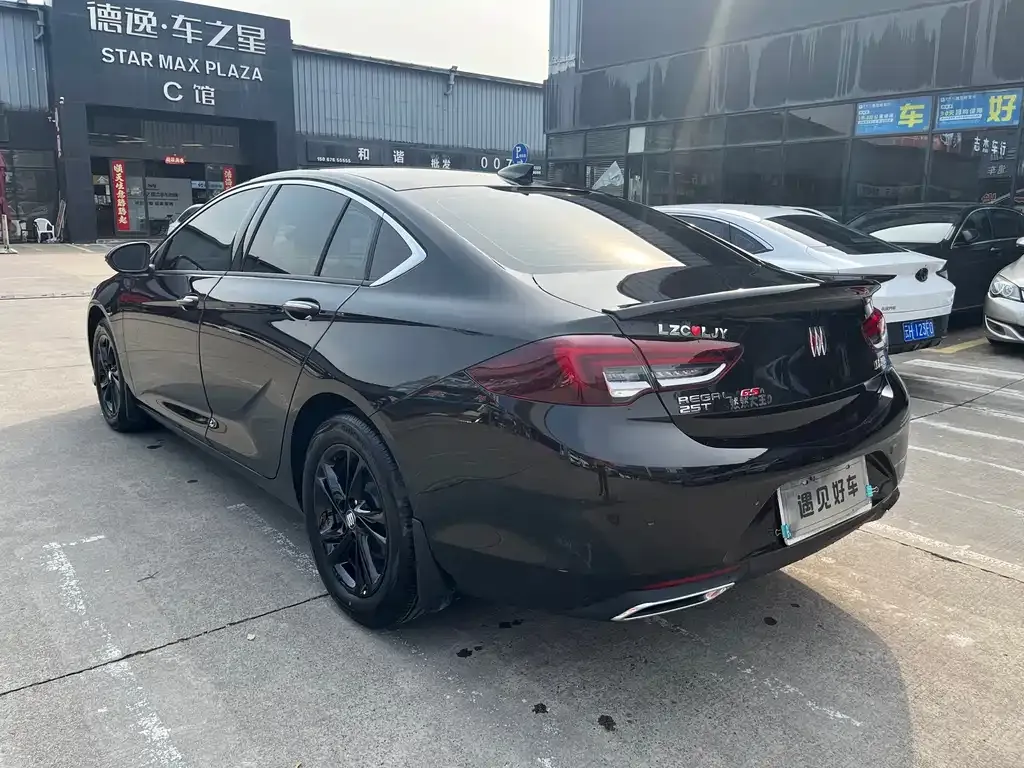 Buick Regal — фото 4