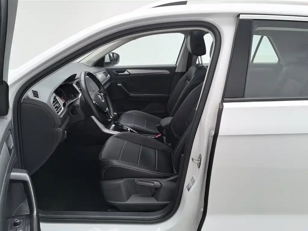 Volkswagen T-Roc 2021 из CN, фото 10