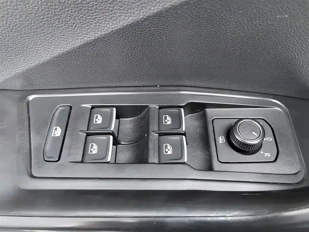 Volkswagen T-Roc 2021 из CN, фото 8