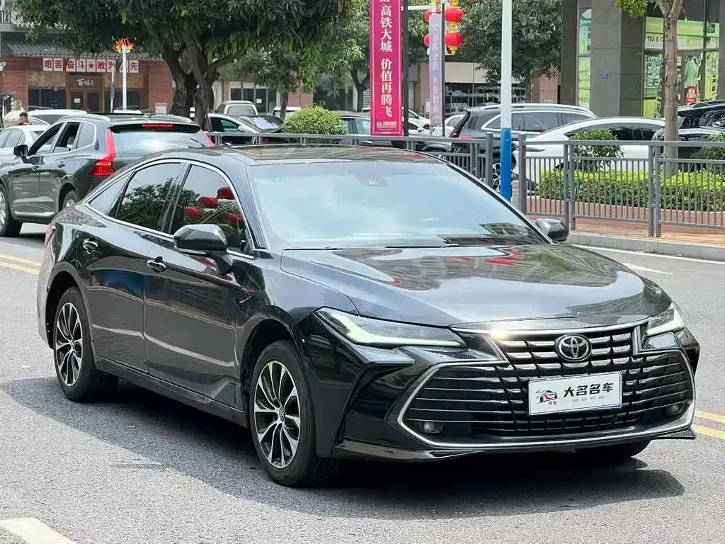 Toyota Avalon 2023 из CN, фото 9