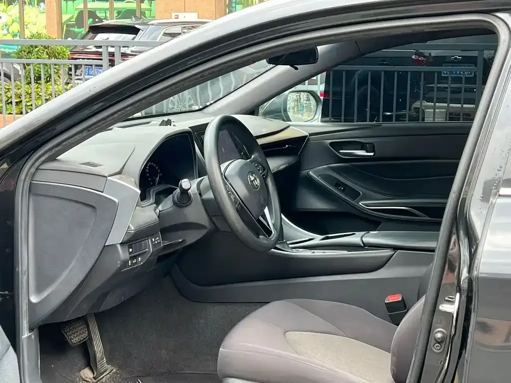 Toyota Avalon 2023 из CN, фото 4