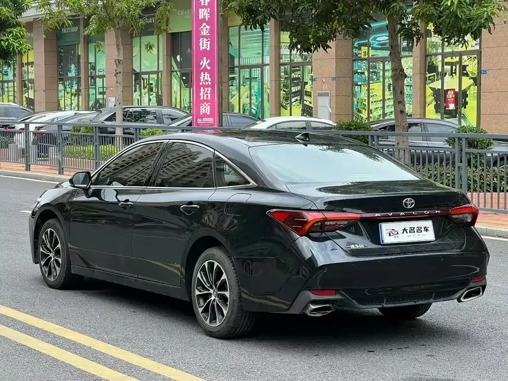 Toyota Avalon 2023 из CN, фото 8