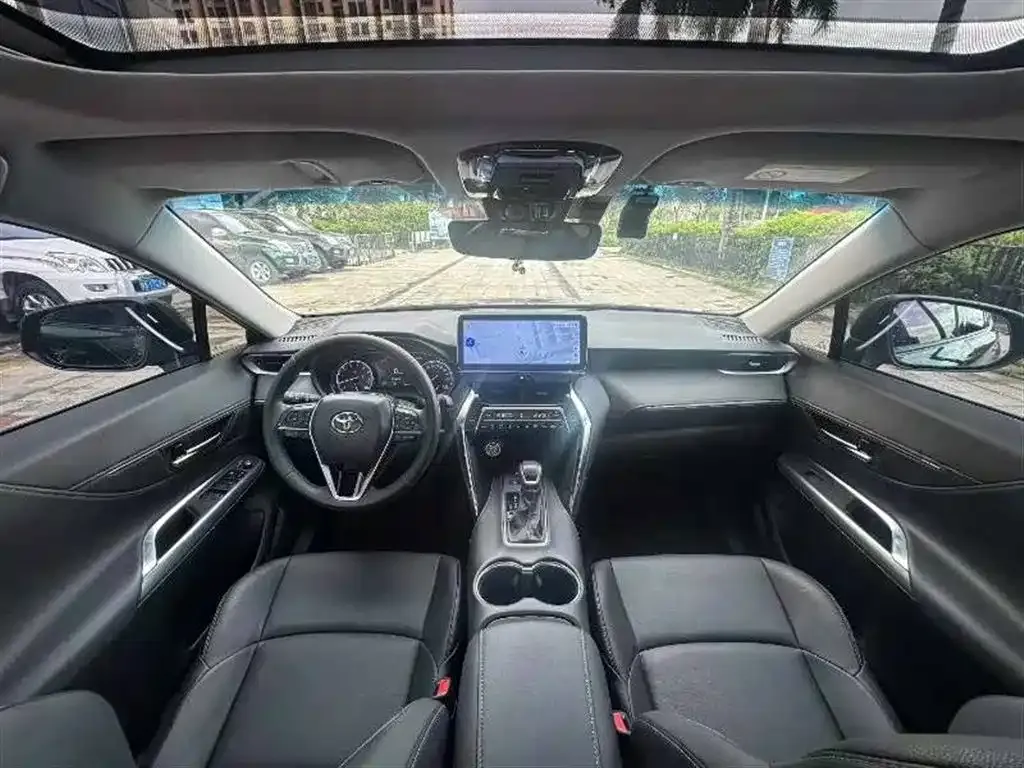 Toyota Venza 2023 из CN, фото 8
