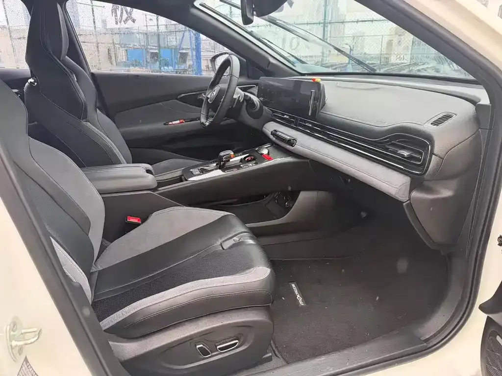 GAC Motor Shadow Leopard — фото 5