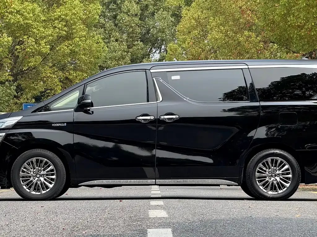 Toyota Vellfire 2021 из CN, фото 9