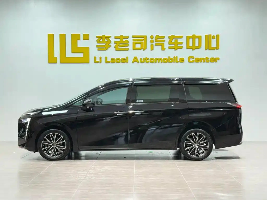 GAC Motor Trumpchi E8 2025 из CN, фото 2