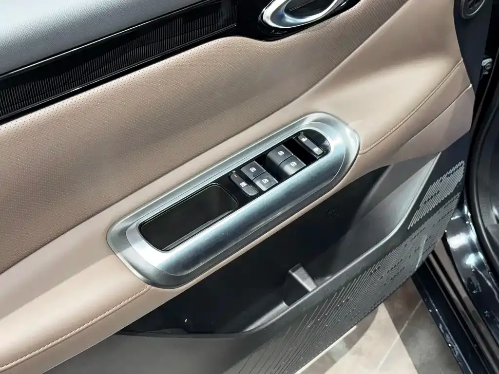 GAC Motor Trumpchi E8 2025 из CN, фото 5