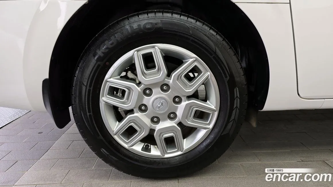 Hyundai Staria — фото 7