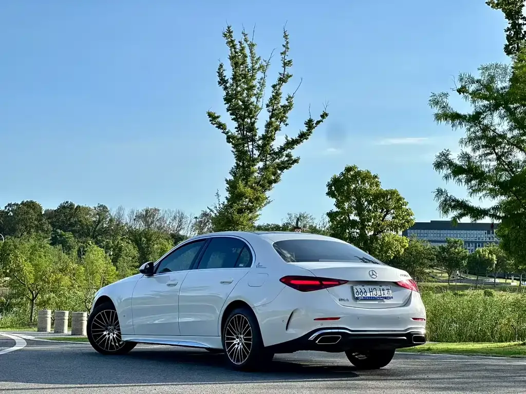 Mercedes-Benz C-Class — фото 4